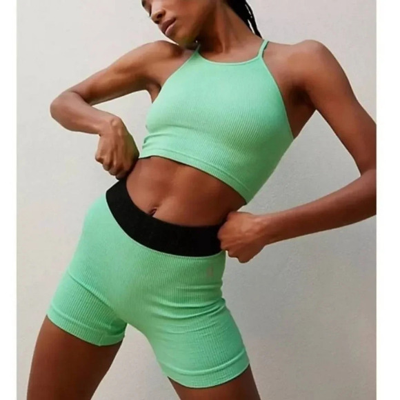 Free People Prajna Seamless Shorts Sz M/L - Picture 1 of 8